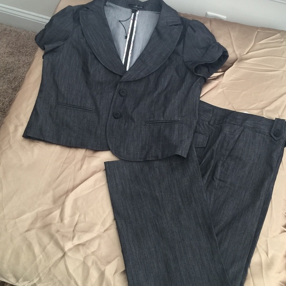 Womens Black Denim Jacket & Pant~ Sz XL/12 - Picture 1 of 7